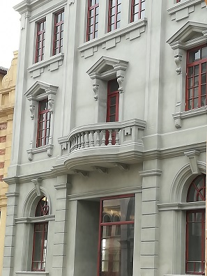 GRC外墙板喷涂