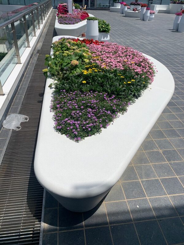 轻质艺术混凝土坐凳:在云端花园,载一船烂漫花事