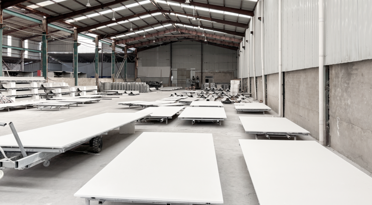 江苏阿尔博UHPC产品生产车间。